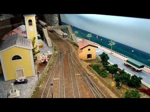 TRENI MERCI IN TRANSITO SUL PLASTICO DEL CUNIFER A BORGO S.DALMAZZO (CN) 9 - 9 - 2016