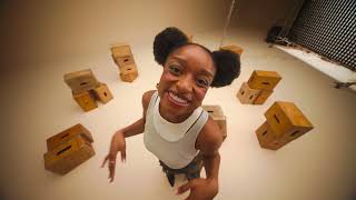 ACUVUE Seen with ACUVUE®