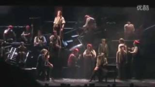 Les Miserables in London 2011 - The final battle