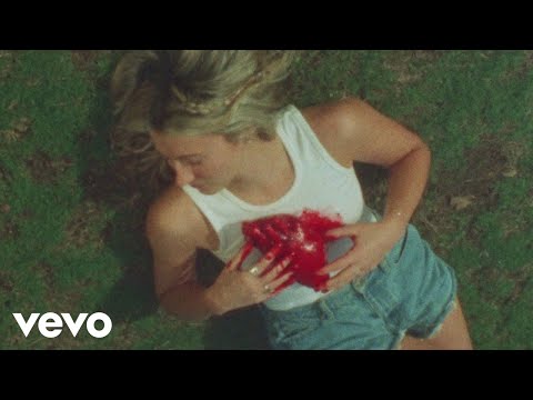 Georgia Webster - Delusional (Official Music Video)
