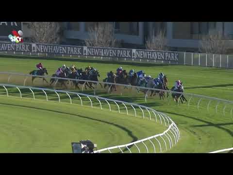 2018 Epsom Handicap | Hartnell