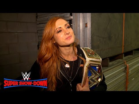 Report: Becky Lynch Working With Cracked Jaw