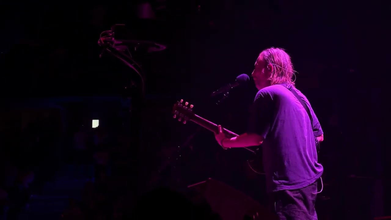 Radiohead - Weird Fishes / Arpeggi (Live in Madrid, 04.11.2025) - YouTube