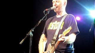 Billy Bragg - Never Buy The Sun (O2 Academy, Oxford, 21/11/2011)