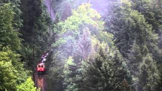 preview picture of video 'Mariazellerbahn - 1099 011 schleppt 1099 013 mit REX 6810 Winterbach'