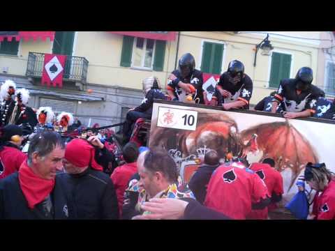 Battaglia delle arance.Carnevale di Ivrea 2015. . La MORTE