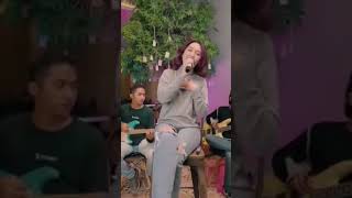 Download lagu Happy asmara Tresno Liyane #happyasmara #shortvideo #shorts mp3