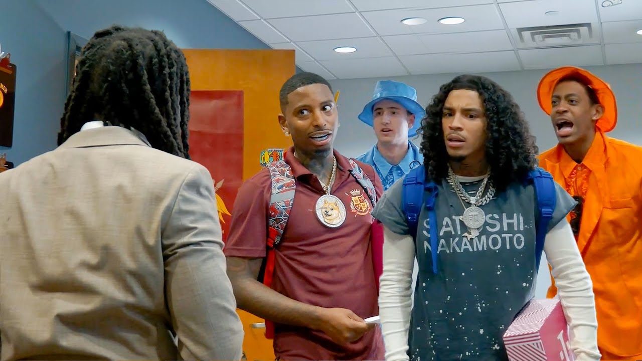 Meeting With Every Student In Streamer University!