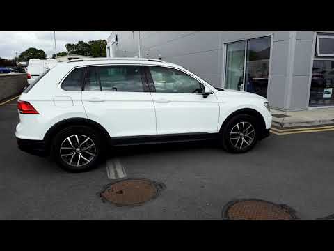 182C4444 - 2018 Volkswagen Tiguan COMFORTLINE 2.0TDI 115BHP 5.9 FINANCE 29,...