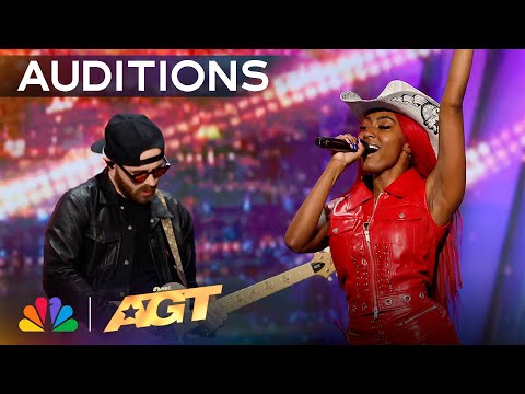 Country Artist Reyna Roberts Sings Original, "Raised Right" | Auditions | AGT 2024