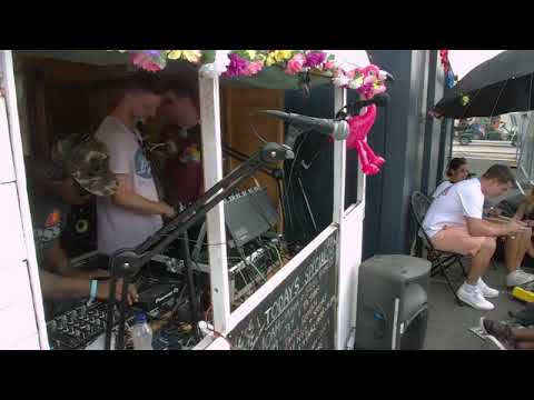 Spooky Bizzle × Reprezent Radio × Lovebox Set