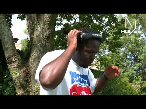 AJ's House #14 - Mpho.wav (DJ Mix)