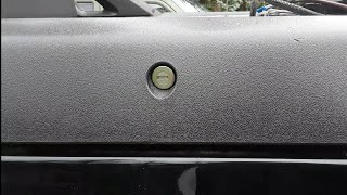 how to fix side pocket lock on chevy avalanche/cadillac escalade