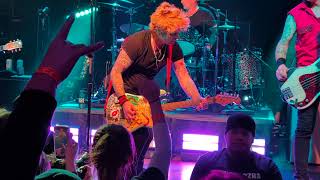Download lagu Green ONE OF MY LIES 01-18-2024 Irving Plaza NYC 4K *FRONT PIT* mp3