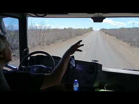 EP04/NOV/25 Pelo sertão de Pernambuco de Floresta a Belém de São Francisco. Grande reta 