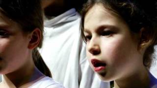 NE TOUCHEZ PAS AUX ENFANTS.mpg