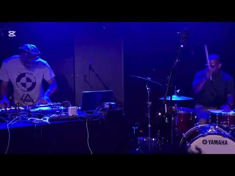 Karriem Riggins & J.Rocc - live in Barcelona 