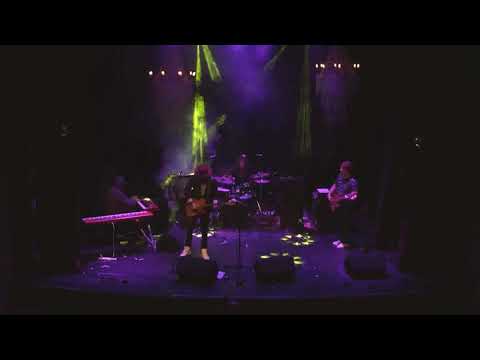 Juan Salinas & Band - Mejor me quedo (Live Club Lucille)