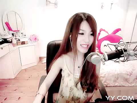 Porcelain muscle cute girls have a big promise verses ~ Ali