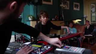 3voor12/Utrecht TV:Poppy Ackroyd - Rain