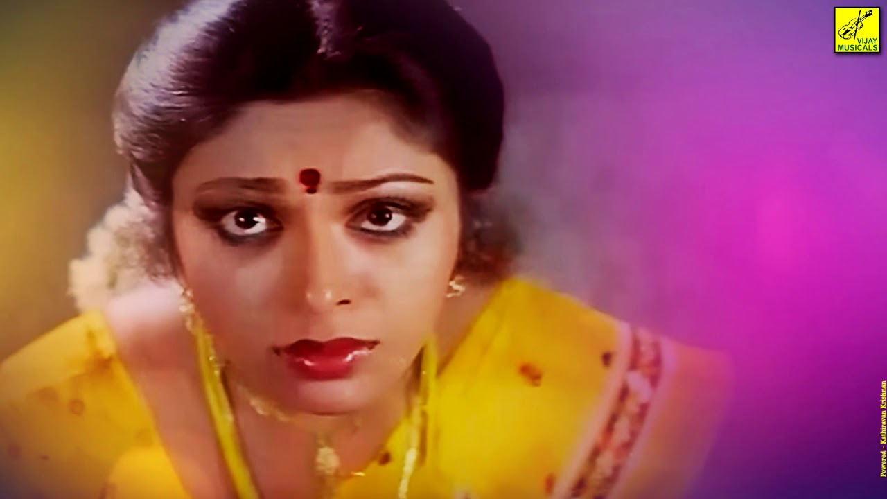 Summa Summa Enna Paathu Song Lyrics | En Thangachi Padichava