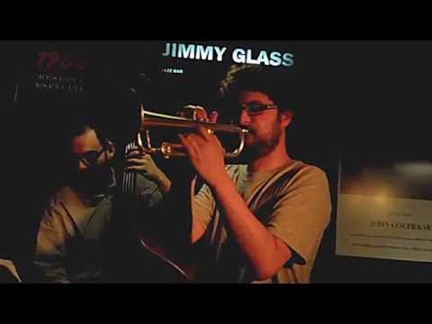 DAVID KIKOSKI TRIO feat. VORO GARCIA play 'K´s Blues' live at Jimmy Glass jazz bar 2016 DSCF5979