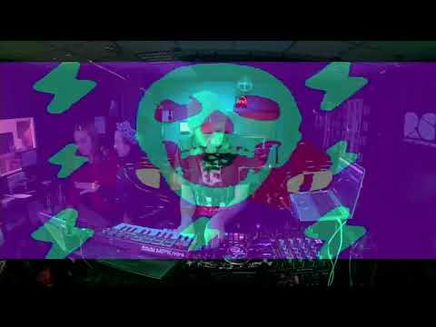 The Golden Radio Show : Electrobugz