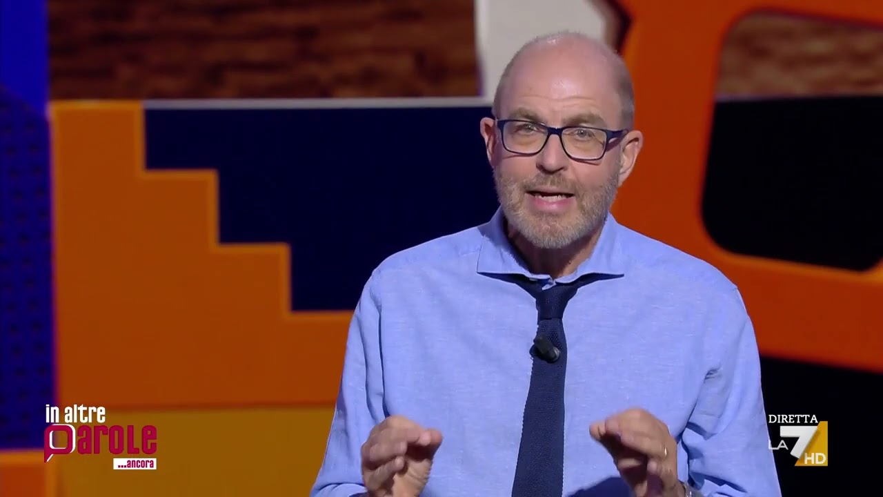 "Perché la Digos ha stracciato quello striscione a Genova?" la risposta di Massimo Gramellini ...