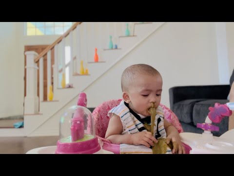 10 Month old baby throwing up. Mommies, What should I do to stop her from throwing up???