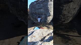 Video thumbnail of Labroñeitor, 7a+. Taradell