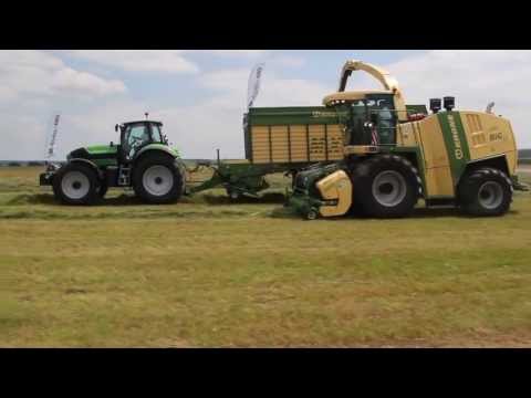 Sieczkarnia Krone BigX 850 z przystawką Easyflow 300