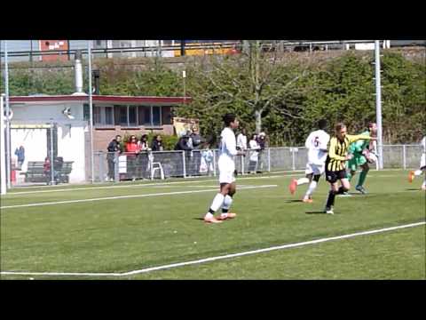 Kay Hilverink, wedstrijd 18-04-2015, A.V.V. Zeeburgia C1 - Vitesse C1