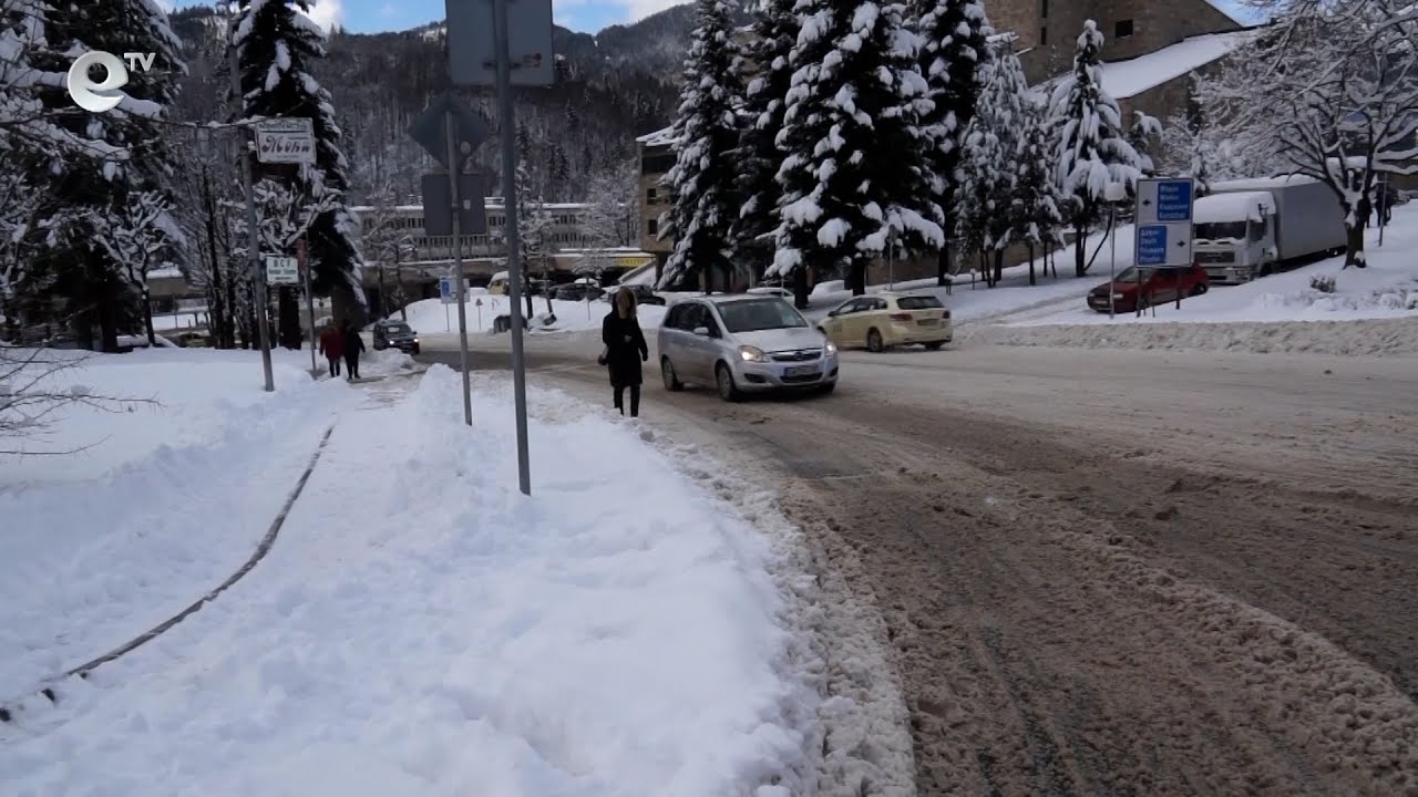 Втори ден Смолян е в капана на снега