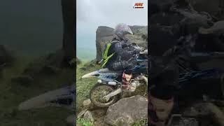 Cào cào đập dốc Lạng Sơn sau ngày mưa #shorts