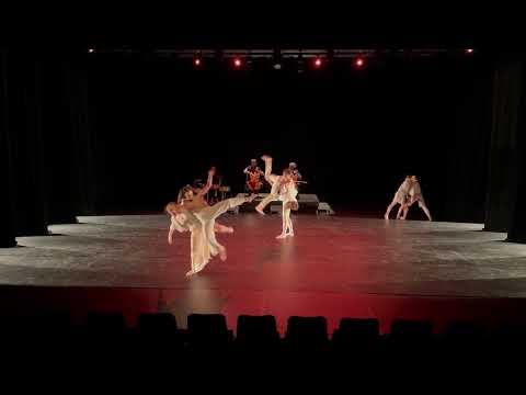 DANCING CELLO: Lamentatio (G.Sollima) - LemanCellos and dance