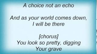 Kittie - Looks So Pretty Lyrics