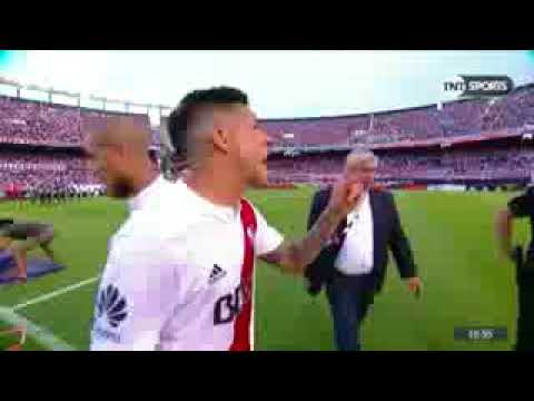 Enzo Perez sangra por la herida "inventaron el VAR"