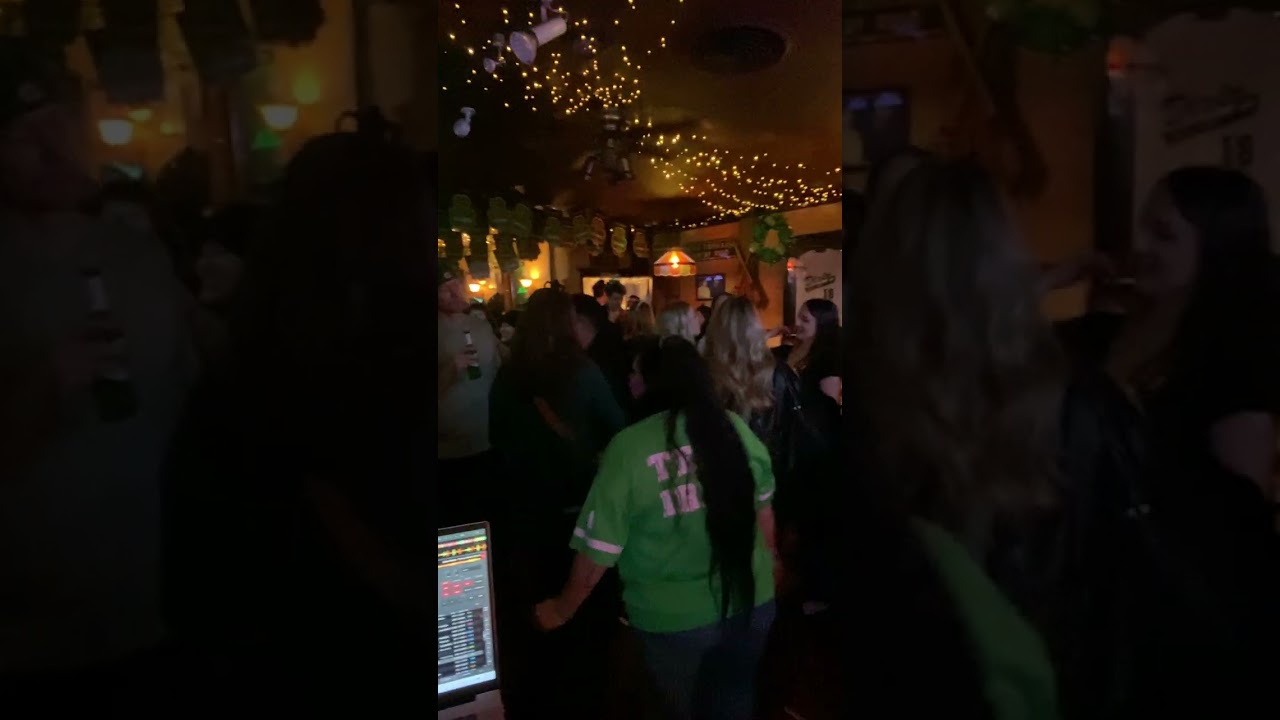 Promotional video thumbnail 2 for Toronto Karaoke