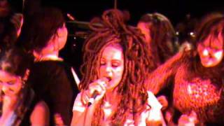 THE SLITS - LIVE IN LONDON Typical girls