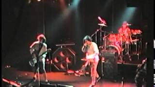 Kara&#39;s Flowers (Maroon 5) at The Whiskey FULL 1995