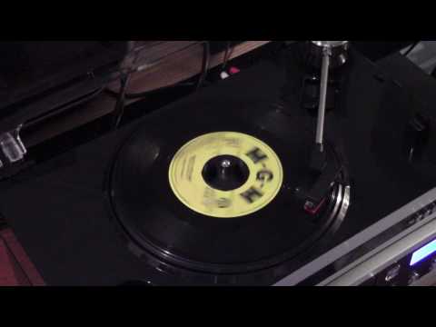 Pretty Little Baby - Connie Francis (45 rpm)