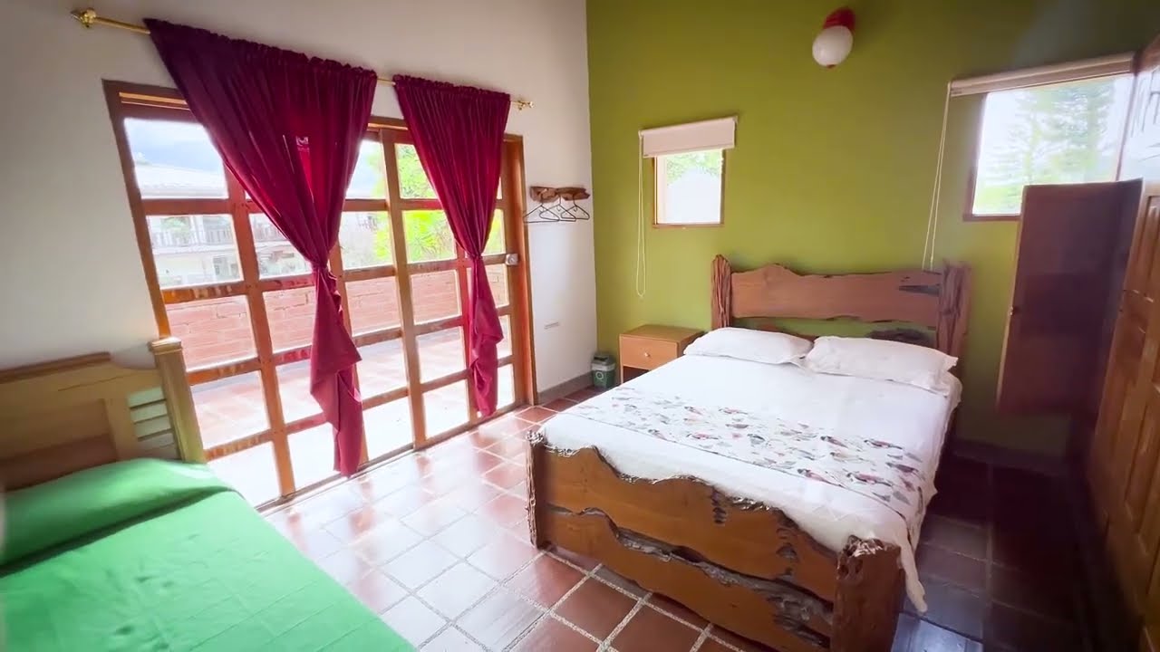 Urrao Paraíso Vivo - Click to play