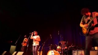 The Cave Singers perform Black Leaf