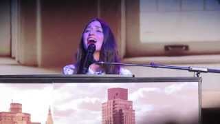 sittin&#39; on the dock of the bay - covered by sara bareilles (live in vancouver may 9th &#39;13)
