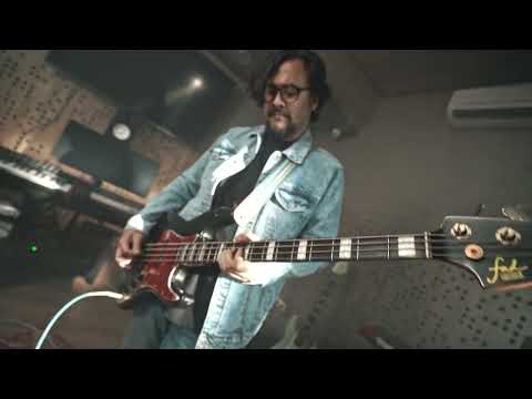 FAD Guitars - Introducing the Classic J4 Custom Shop I Relic 'Rishanda' Signature 🎧 - Rishanda