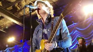 Sloan - &quot;Who Taught You To Live Like That?&quot; live in Chicago 6-23-18