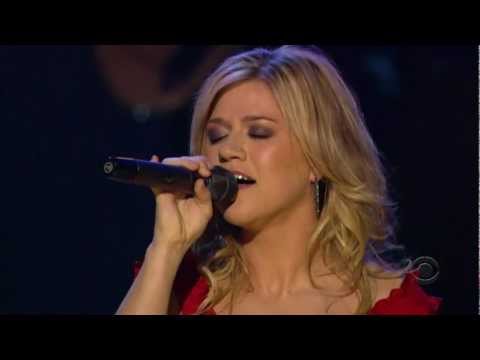 Kelly Clarkson - Because of You (LIVE @ GRAMMY 2006)