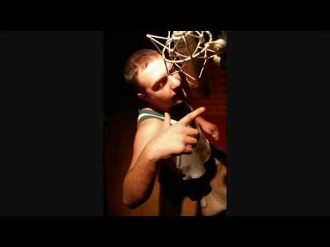 Noé Moreno - Escucho voces