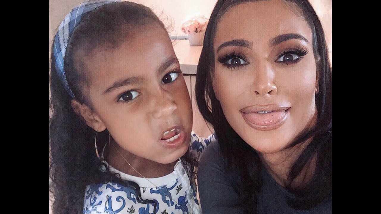 Kim Kardashian se confesse  elle a photoshoppé North West, sa fille de 6 ans, sur sa carte de Noël