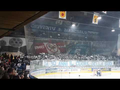 Spettacolare coreografia della Curva Sud Ambrì (HCAP-HCL 13.11.18)